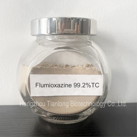 Flumioxazin;CAS NO.:103361-09-7;Cyclic imine herbicides with low toxicity;Herbicides absorbed by young buds and leaves